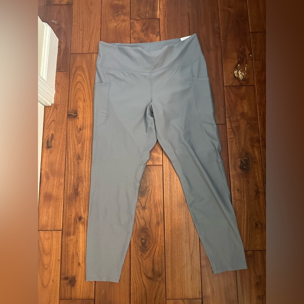 Old Navy PowerSoft High-Rise Leggings w/ Pockets – Size XL